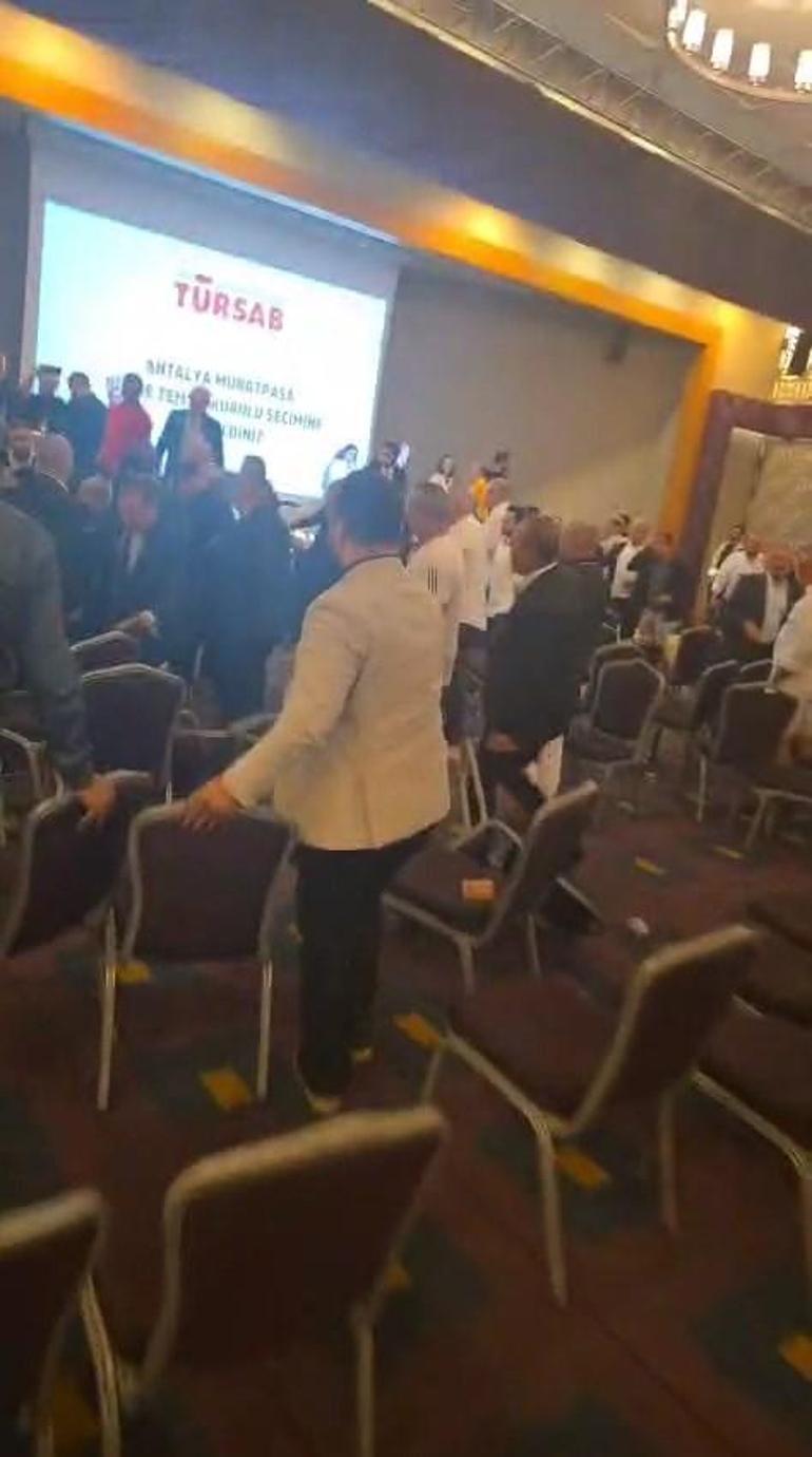 TÜRSAB Muratpaşa BTK seçiminde kavga çıktı; o anlar kamerada