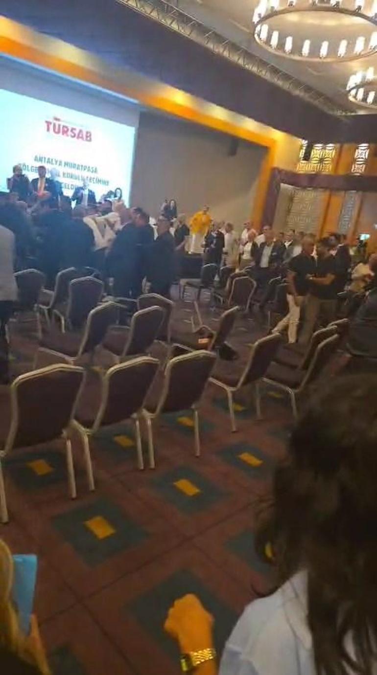 TÜRSAB Muratpaşa BTK seçiminde kavga çıktı; o anlar kamerada