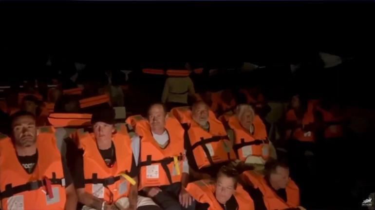 İsrail, Özgürlük Filosuna müdahale etti