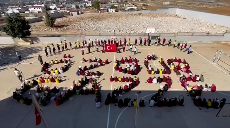 Gaziantepte öğrencilerden ‘Özgür Gazze’ koreografisi