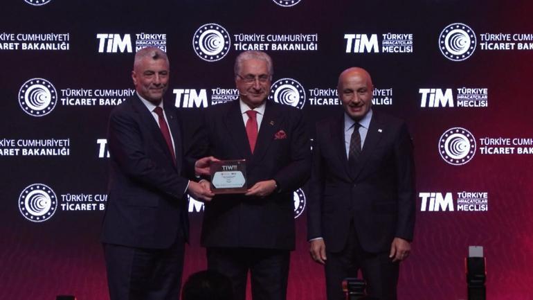 Bakan Bolat: Almanyaya ilk parti 100 adet TOGG ihraç edilmiştir