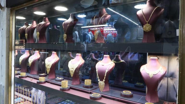 Altın uzmanı Yıldırımtürk: Düne göre fiyat biraz gerilemiş gibi duruyor