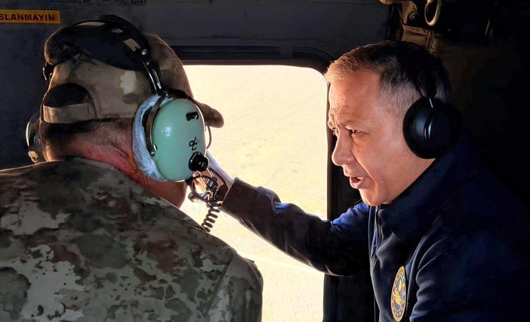 Bakan Yerlikaya, Hakkaride Sınır Güvenliği Toplantısına katıldı