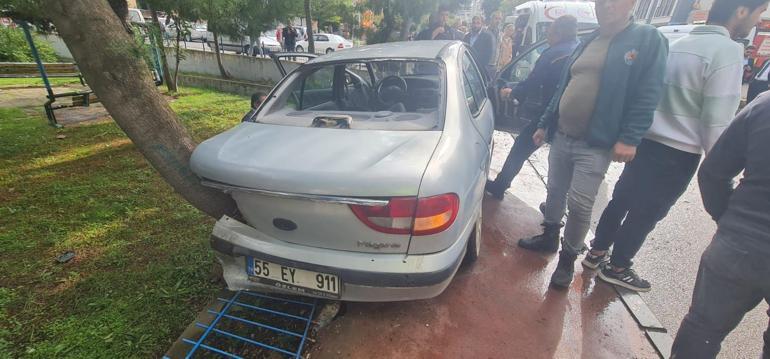 Otomobil, yayaya yol vermek için duran otomobile çarptı: 3 yaralı