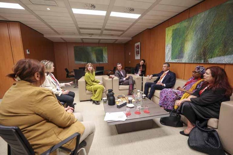 CHP Genel Başkanı Özel, İspanya Başbakanı Sanchez ile görüştü