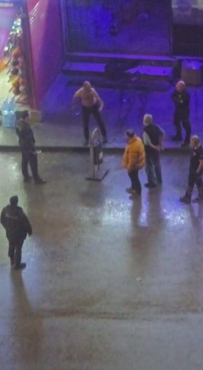 Jiletle çevresindekilere taşkınlık yapan kişinin öldürülmesine ilişkin 3 tutuklama