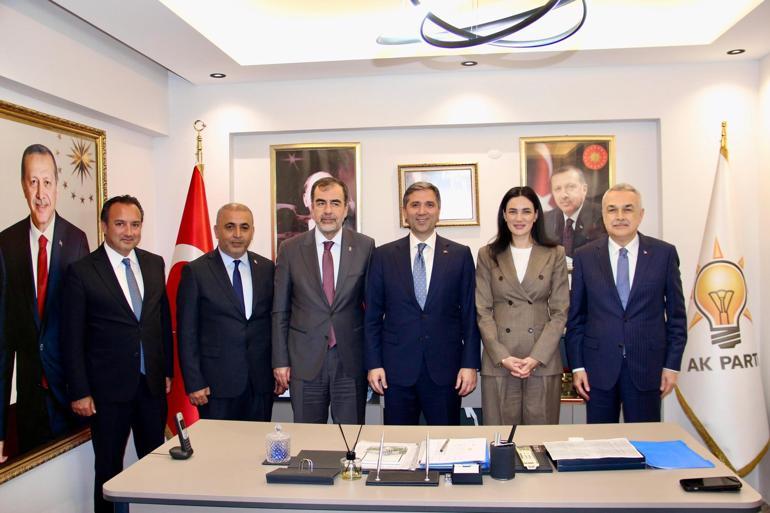 AK Partili Sırakaya: Dünyadaki haksızlığa meydan okumak için varız