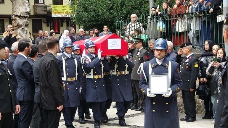 Şehit Astsubay Kıdemli Çavuş Tacettin Gün, Bursa’da toprağa verildi