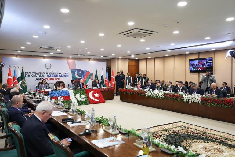 TBMM Başkanı Kurtulmuş, ‘Azerbaycan, Pakistan ve Türkiye Üçlü Parlamento Başkanları Toplantısı’ açılışında konuştu