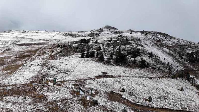 Boluda, Kartalkayanın zirvesi karla kaplandı