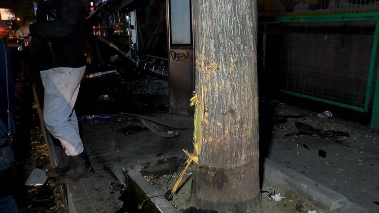 Başakşehir’de otomobil durağa çarptı: 1 yaralı