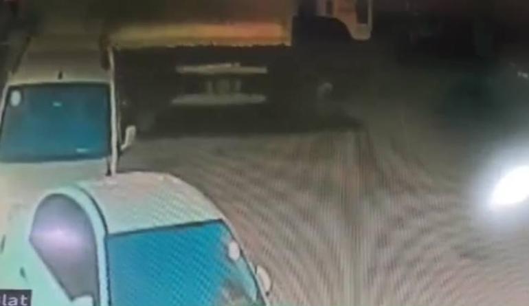 Esenyurt’ta çöp kamyonunun çarptığı kişi hayatını kaybetti