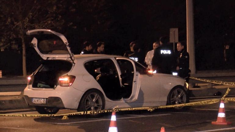 Bakırköyde polisin dur ihtarına uymadı, kaçarken 5 ekip aracına çaptı: 1 yaralı