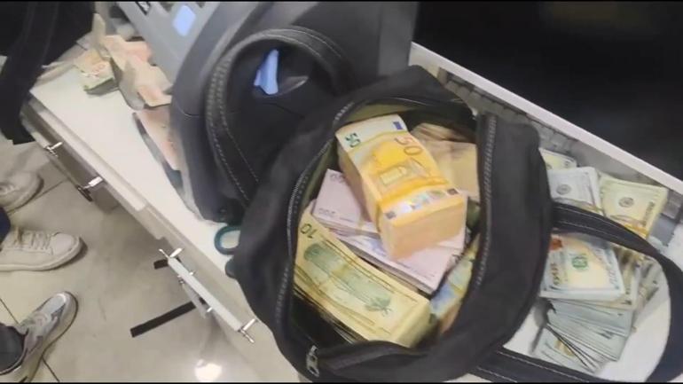 Lalelide pos cihazıyla hayali işlemle elde edilen parayı aklayan şüphelilere 2nci dalga operasyon: 60 gözaltı kararı