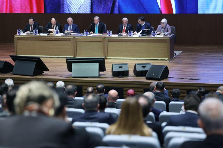 AK Partide MKYK toplandı