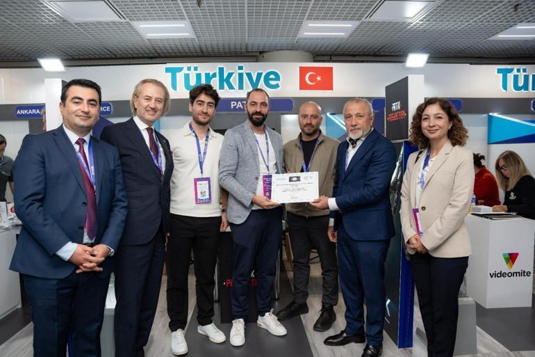 Türk dizileri ve filmleri MIPCOM 2025te yoğun ilgi gördü