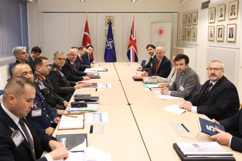 Bakan Güler, İngiltere Savunma Bakanı Healey ile görüştü