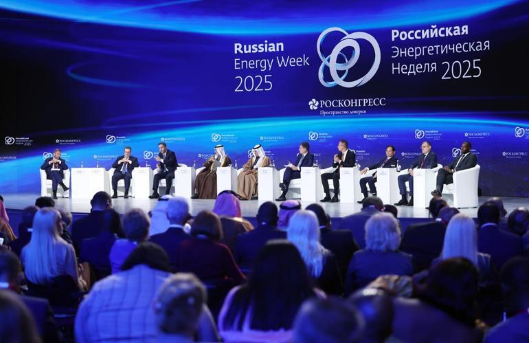 Bakan Bayraktar: Hiçbir enerji kaynağını dışlamıyoruz