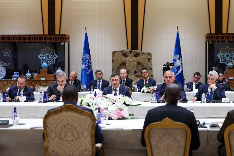 Cevdet Yılmaz: Güney Afrika ile 5 milyar dolar hedefimize kısa vadede ulaşmak istiyoruz