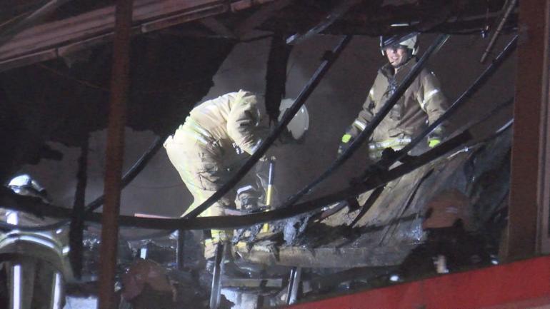 Sultangazide kafe alev alev yandı