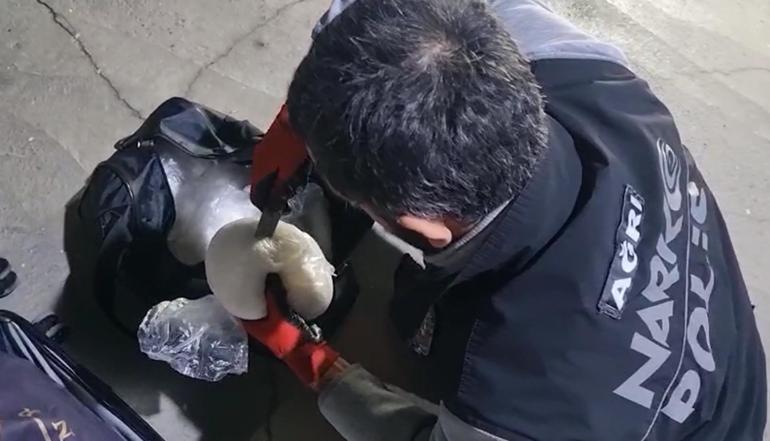 Ağrıda uyuşturucu operasyonu; 51 kilo 700 gram metamfetamin ele geçirildi