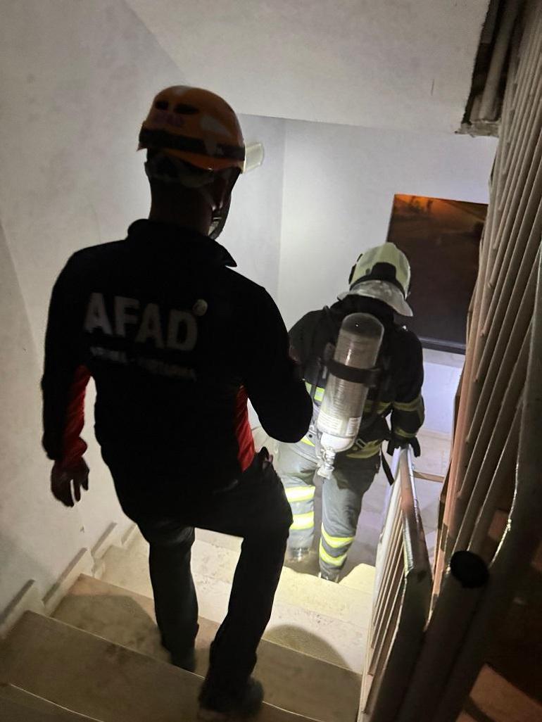 Batman’da apartman dairesinde yangın: 1 ölü, 14 kişi dumandan etkilendi