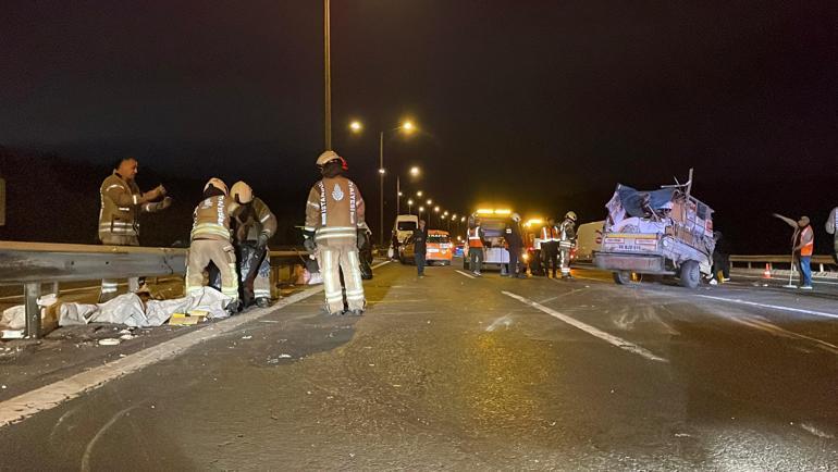 Beykozda servis minibüsü devrildi: 3 yaralı