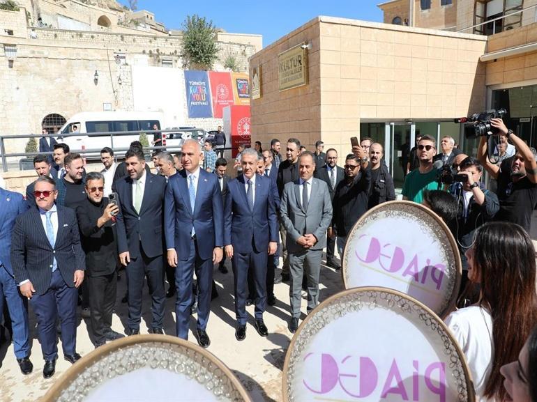 Bakan Ersoy: 2026’da 50 şehir, festivallere ev sahipliği yapacak