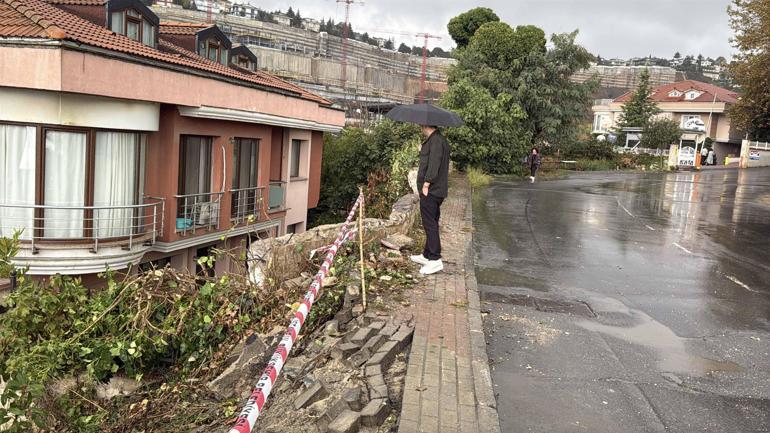 Sarıyerde bisküvi yüklü TIR devrildi; çocuk parkında faciadan dönüldü