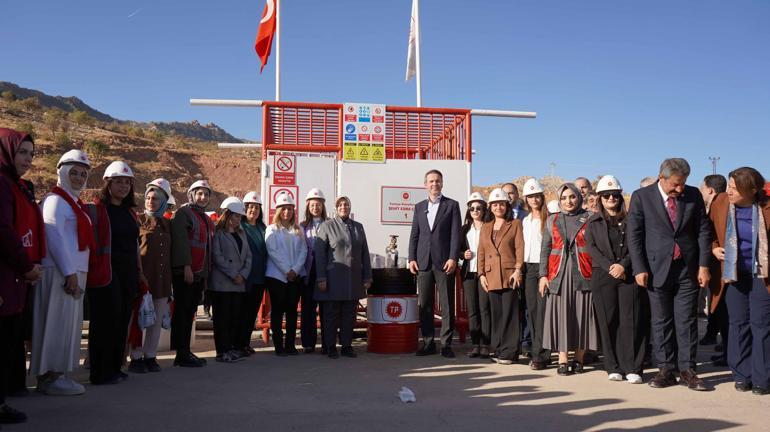 Bakan Bayraktar: Kendi petrolünü, doğal gazını üreten Türkiye, çok daha güçlü bir ülke olacak