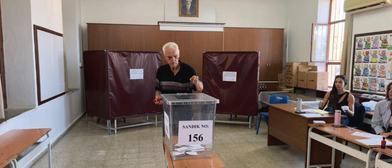 KKTC, cumhurbaşkanı seçimi için sandık başında