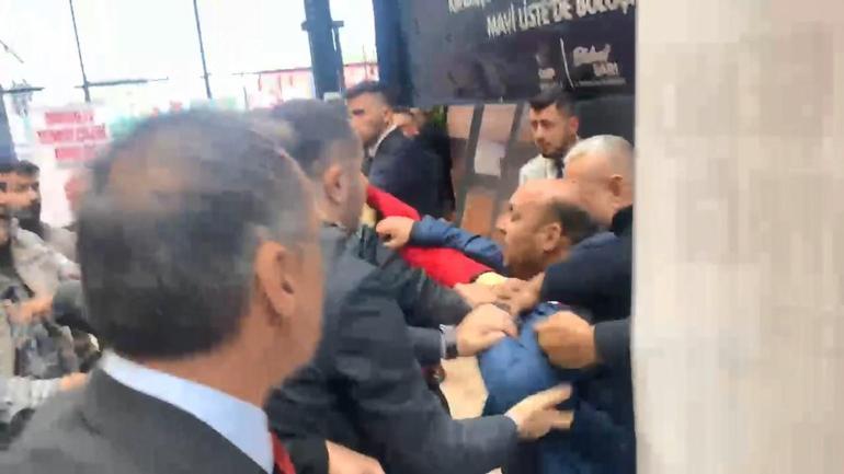 CHP kongresinde partililerle gazeteciler arasında gerginlik