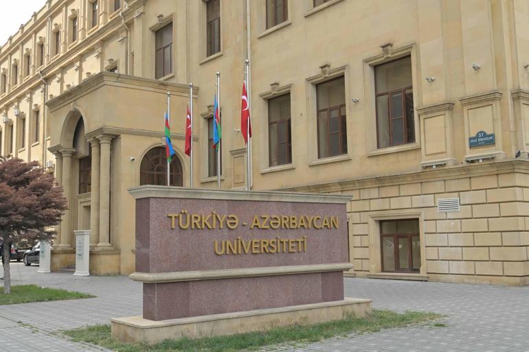 YÖK Başkanı Özvar, Bakü’de Türkiye-Azerbaycan Üniversitesi’ni ziyaret etti