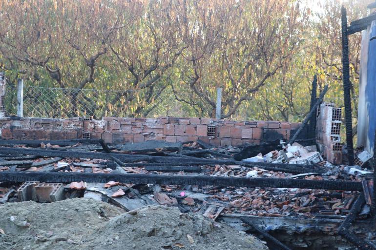 5 kardeşin öldüğü yangında anneye ceza yok