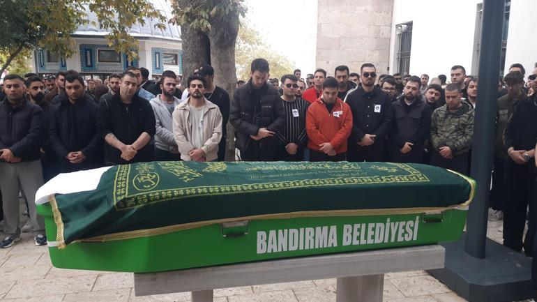 Antrenmanda kalp krizi geçiren kaleci hayatını kaybetti