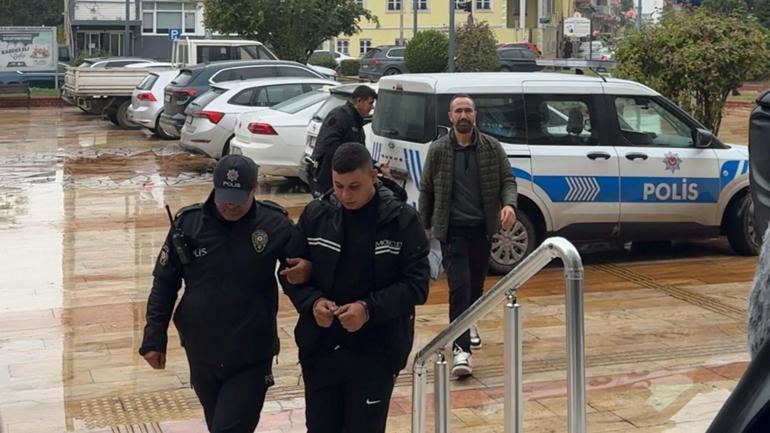 Aydın’da silahlı kavgada olayla ilgisi bulunmayan 2 kişiyi vuran şüpheli tutuklandı