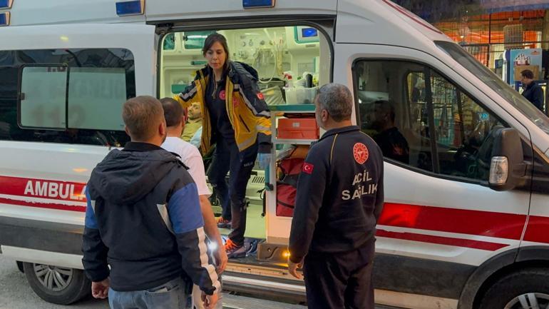 Manisa’da dayı-yeğen bıçaklı kavgada birbirlerini yaraladı