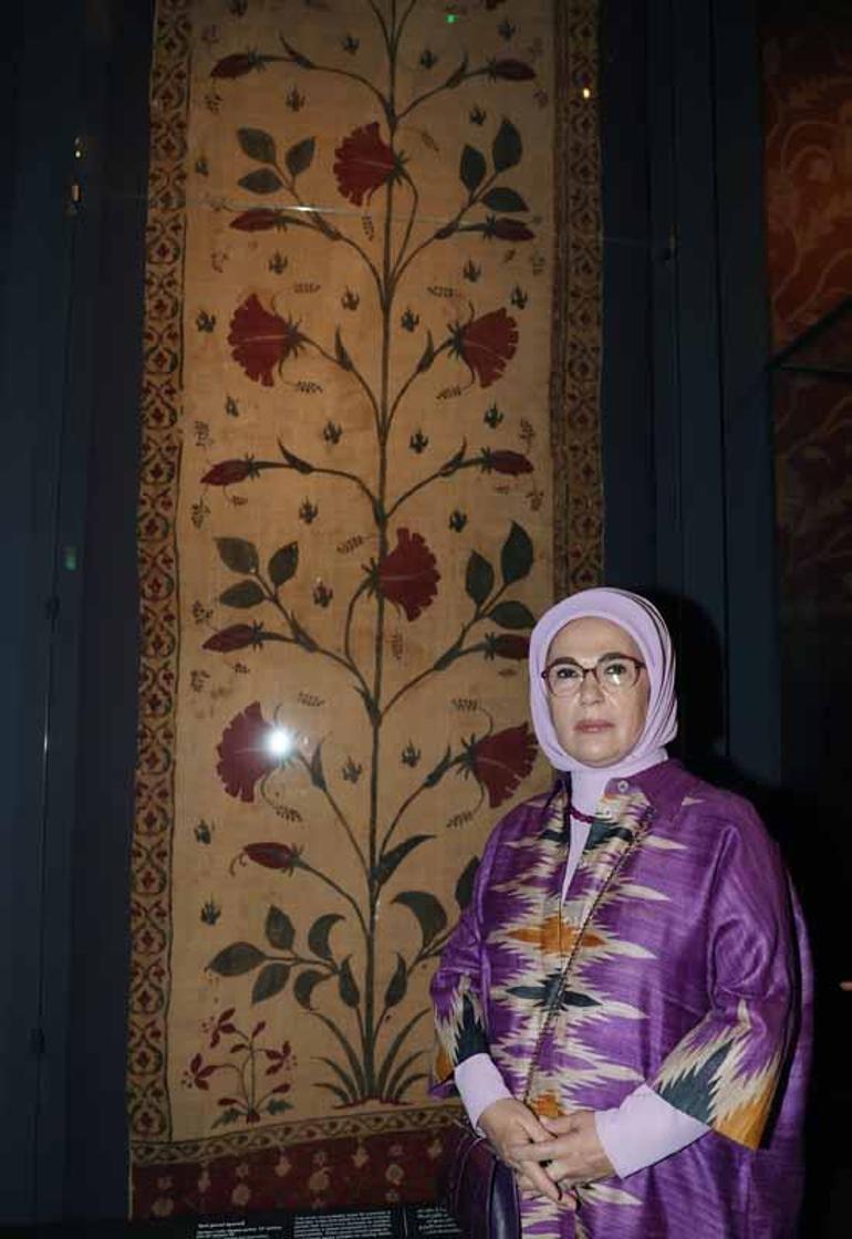 Emine Erdoğan, Katarda İslam Eserleri Müzesini ziyaret etti