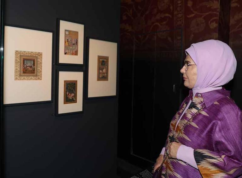 Emine Erdoğan, Katarda İslam Eserleri Müzesini ziyaret etti