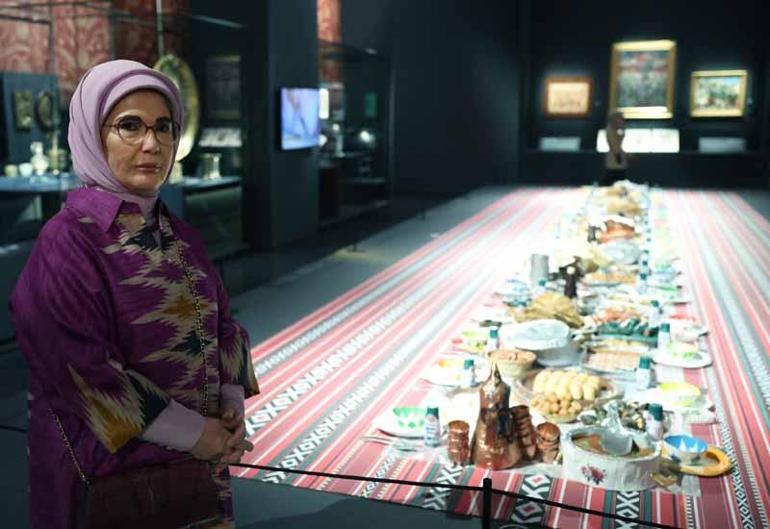 Emine Erdoğan, Katarda İslam Eserleri Müzesini ziyaret etti