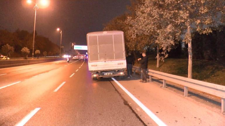 Bayrampaşada viyadüğün genleşme derzi koptu: 2 yaralı