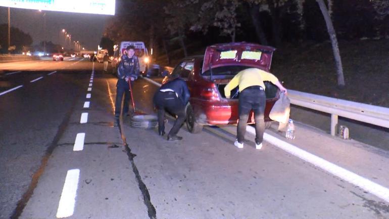 Bayrampaşada viyadüğün genleşme derzi koptu: 2 yaralı