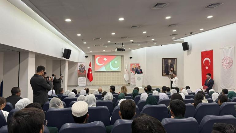 Bakan Tekin: Bizim asıl işimiz, dünyayı yaşanabilir bir mekan olarak tasarlamak