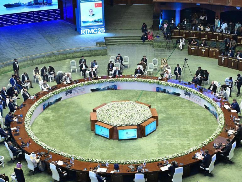 Bakan Uraloğlu, RTMC’25 Bölgesel Ulaştırma Bakanları Konferansına katıldı