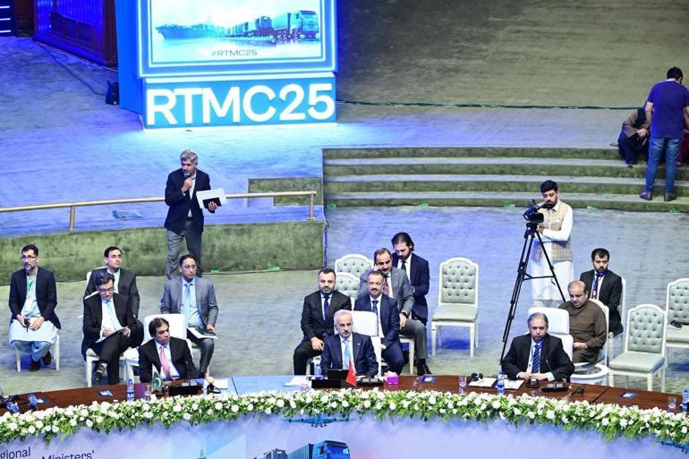 Bakan Uraloğlu, RTMC’25 Bölgesel Ulaştırma Bakanları Konferansına katıldı