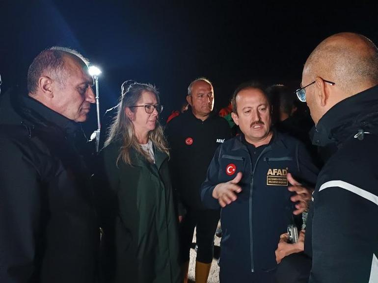 İzmirde sağanak etkili oldu; 1 kişi kayıp