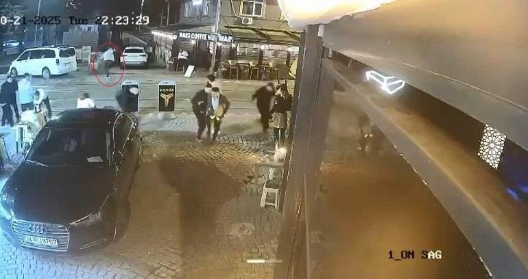 2 kişinin yaralandığı, eğlence mekanına silahlı saldırı kamerada