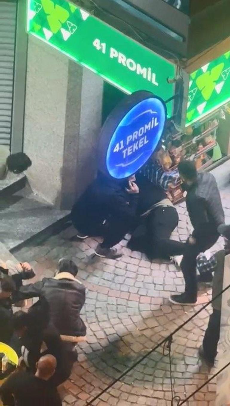 2 kişinin yaralandığı, eğlence mekanına silahlı saldırı kamerada