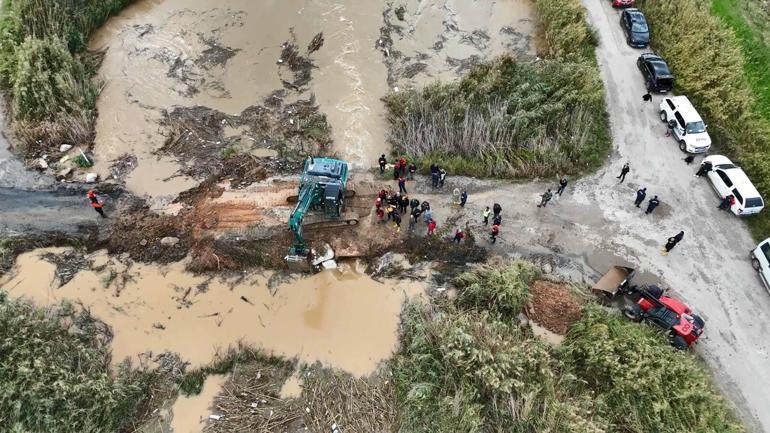 Foça’da selde kaybolan kişiyi arama çalışmaları 2’nci gününde