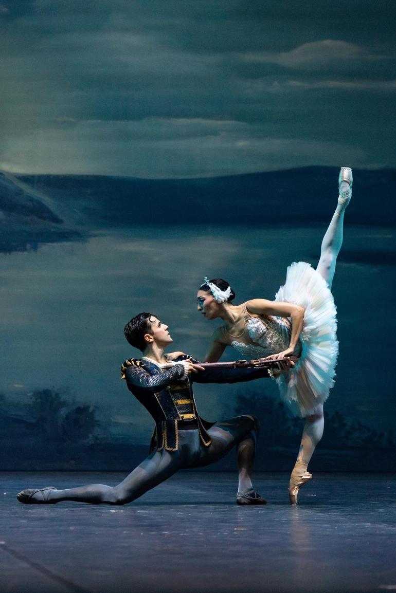 Kuğu Gölü balesi AKMde prömiyer yaptı